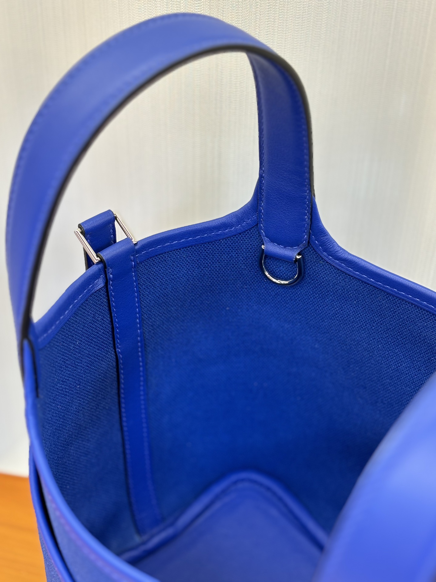 Hermes Picotin Lock 18 Pocket Bag In Blue